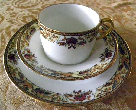 MDM52 Flat Cup & Saucer Set