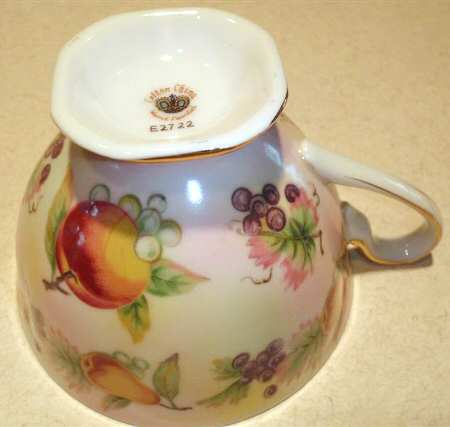 LEF99 Footed Cup