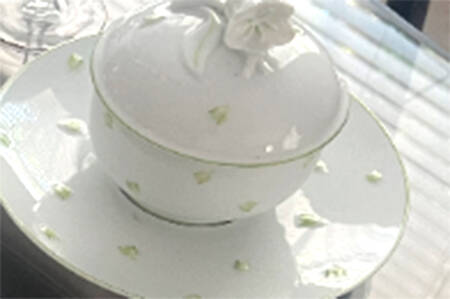Muguet Green Round Gravy Boat & Lid with Underlate