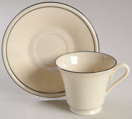 L434 Footed Cup & Saucer Set
