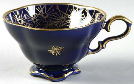 377-77-4 Footed Cup