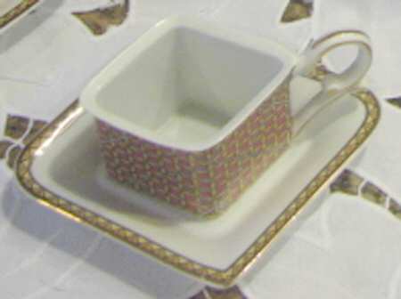 LIM586 by Limoges-French