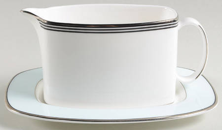 Parker Place Gravy Boat & Underplate