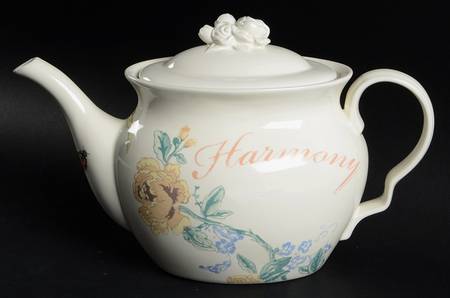Collage Teapot & Lid