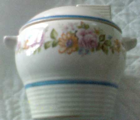 Metropolitan Sugar Bowl & Lid