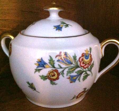 LEG111 Sugar Bowl & Lid
