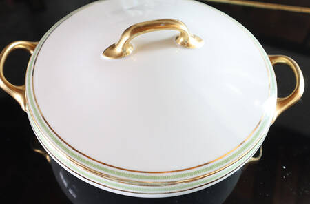 LAT130 Round Covered Vegetable