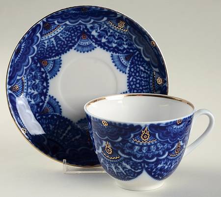 LOS25 Footed Cup & Saucer Set