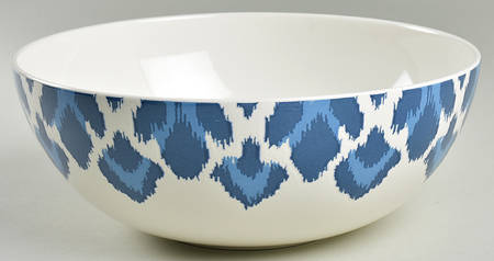 Deep Sea Ikat 9" Round Vegetable Bowl