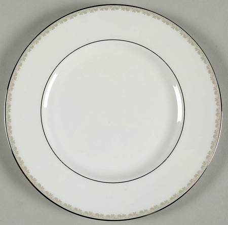 Lyrical Garden Accent Luncheon Plate