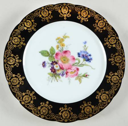LIM629 Luncheon Plate
