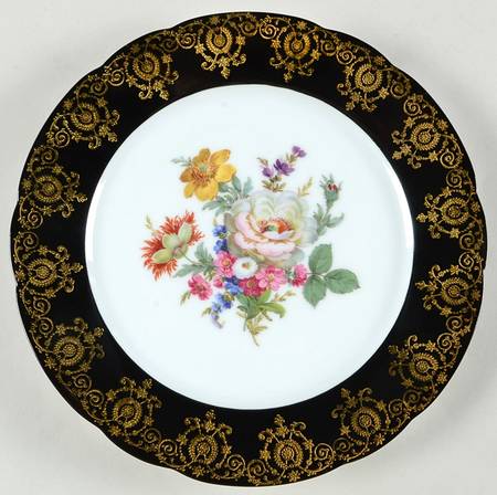 LIM629 Luncheon Plate