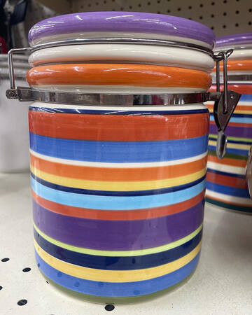 Casablanca Medium Canister with Hinged Lid