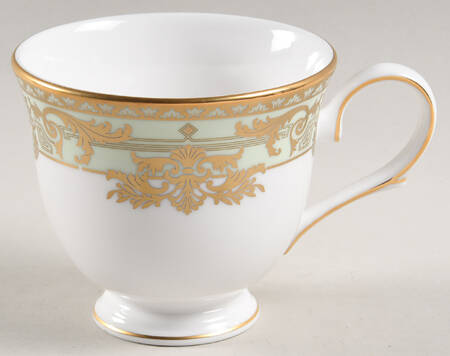 Rococo Leaf Footed Cup