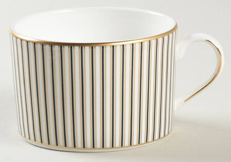 Audrey Footed Cup