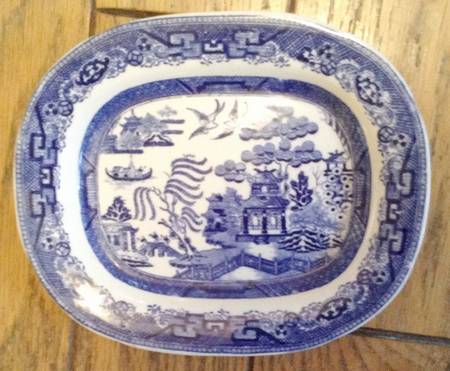 Blue Willow 10" Oval Serving Platter