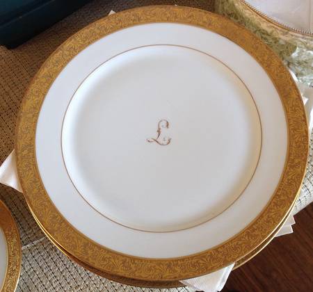 LIM671 Dinner Plate