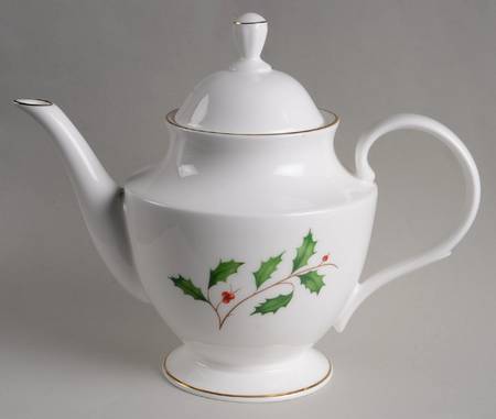 Holly by Lenox