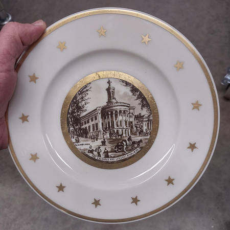 Old New York, The Luncheon Plate