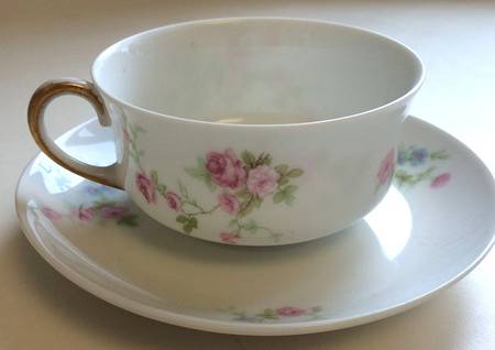 LAT139 Flat Cup & Saucer Set