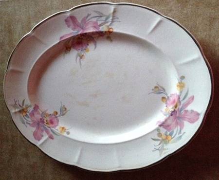 Orchid 11" Oval Serving Platter