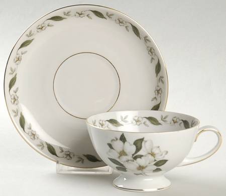LEC8 (Gold Verge) Footed Cup & Saucer Set
