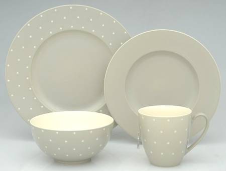 Larabee Dot Grey 4 Piece Set