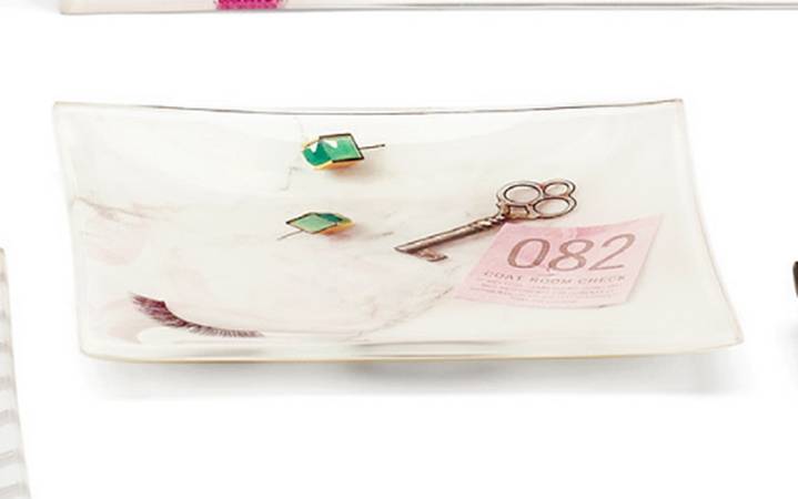 Snap Happy 6" Square Glassware Tray