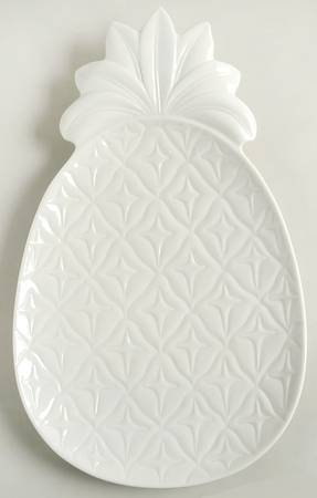 British Colonial Carved 15" Figural Platter