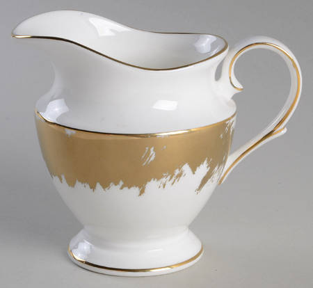 Casual Radiance Creamer