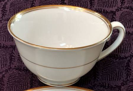 Virgin Gold Footed Cup