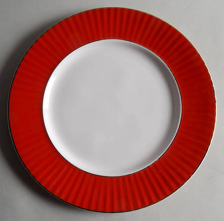 Pleated Colors Red Dinner Plate