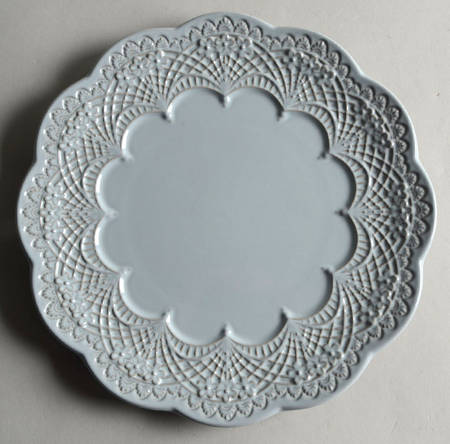Chelse Muse Reactive Blue Accent Luncheon Plate