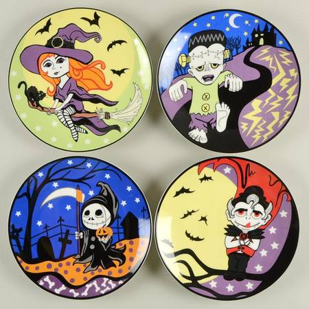 Halloween Characters Dessert Plate - Set of 4 Motifs