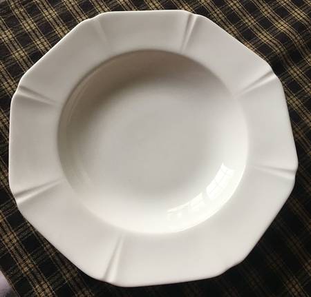 L205 Large Rim Soup Bowl