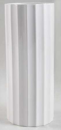 French Perle Scallop 10" Vase