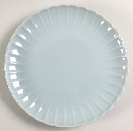 French Perle Scallop Dinner Plate