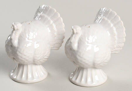 French Perle Scallop Figural Salt & Pepper Set