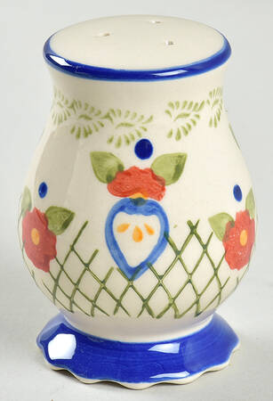 Tierra Pepper Shaker