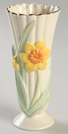 Ivory Daffodil Vase 5" Vase