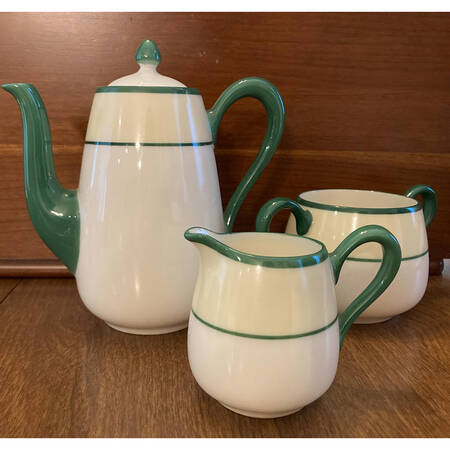 D334A-1 Shape 933 Breakfast Coffee Pot & Lid