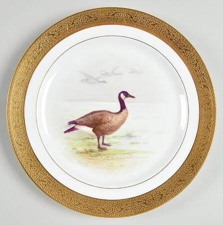 P79 Luncheon Plate