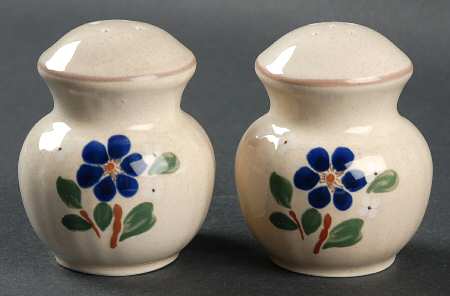 Villa Capri Salt & Pepper Set