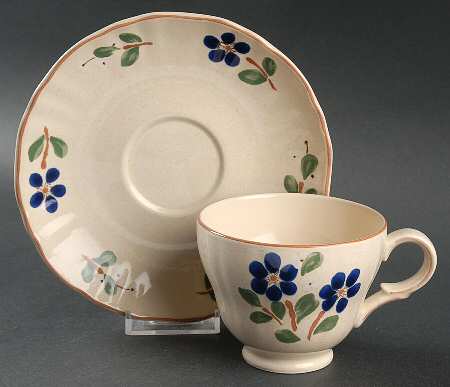 Villa Capri Footed Cup & Saucer Set