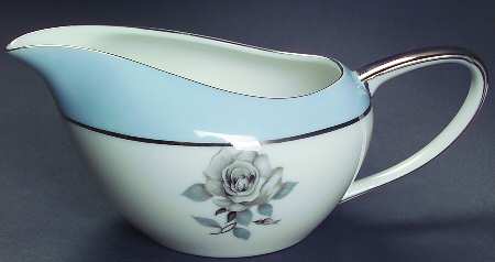 Admiration Creamer
