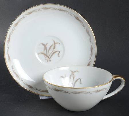 Paula Flat Cup & Saucer Set