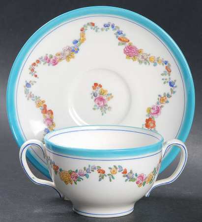 A300 (Smooth) Flat Bouillon Cup & Saucer