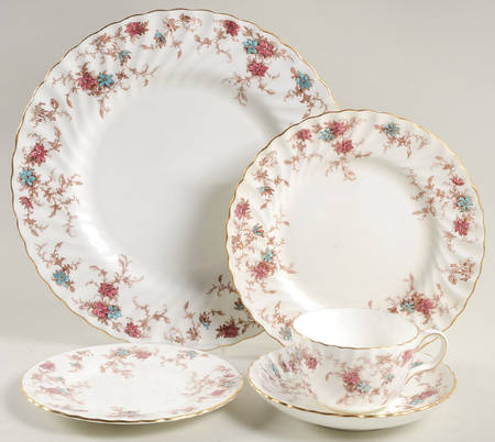 Ancestral (GLOBE BACKSTAMP) 40 Piece Estate Set