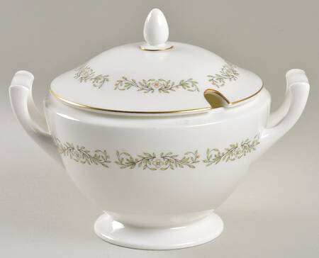April Round Gravy Boat & Lid