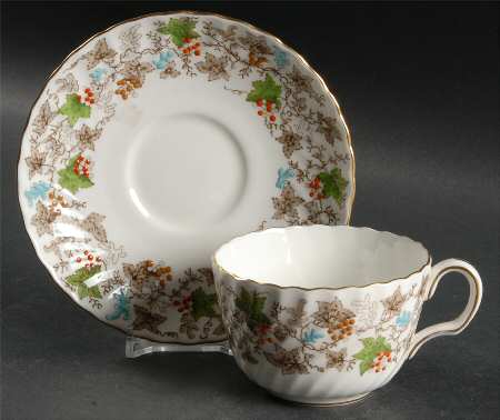 Arbor Flat Cup & Saucer Set